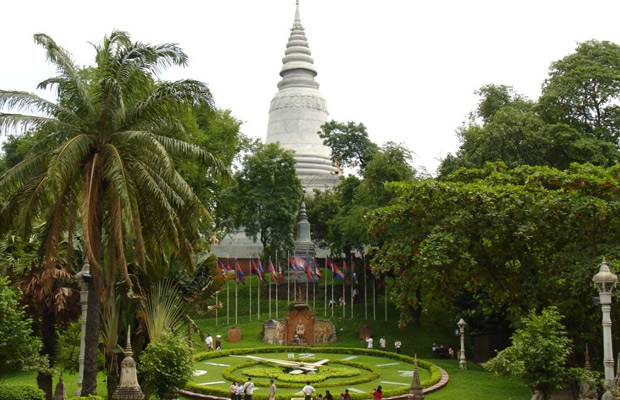 Wat Phnom, Phnom penh